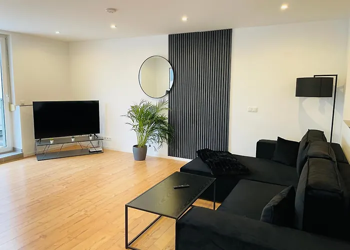Lightplace • Grosse Unterkunft • 3 Schlafzimmer • Boxspring • Smart Tv • Biergarten • Restaurant