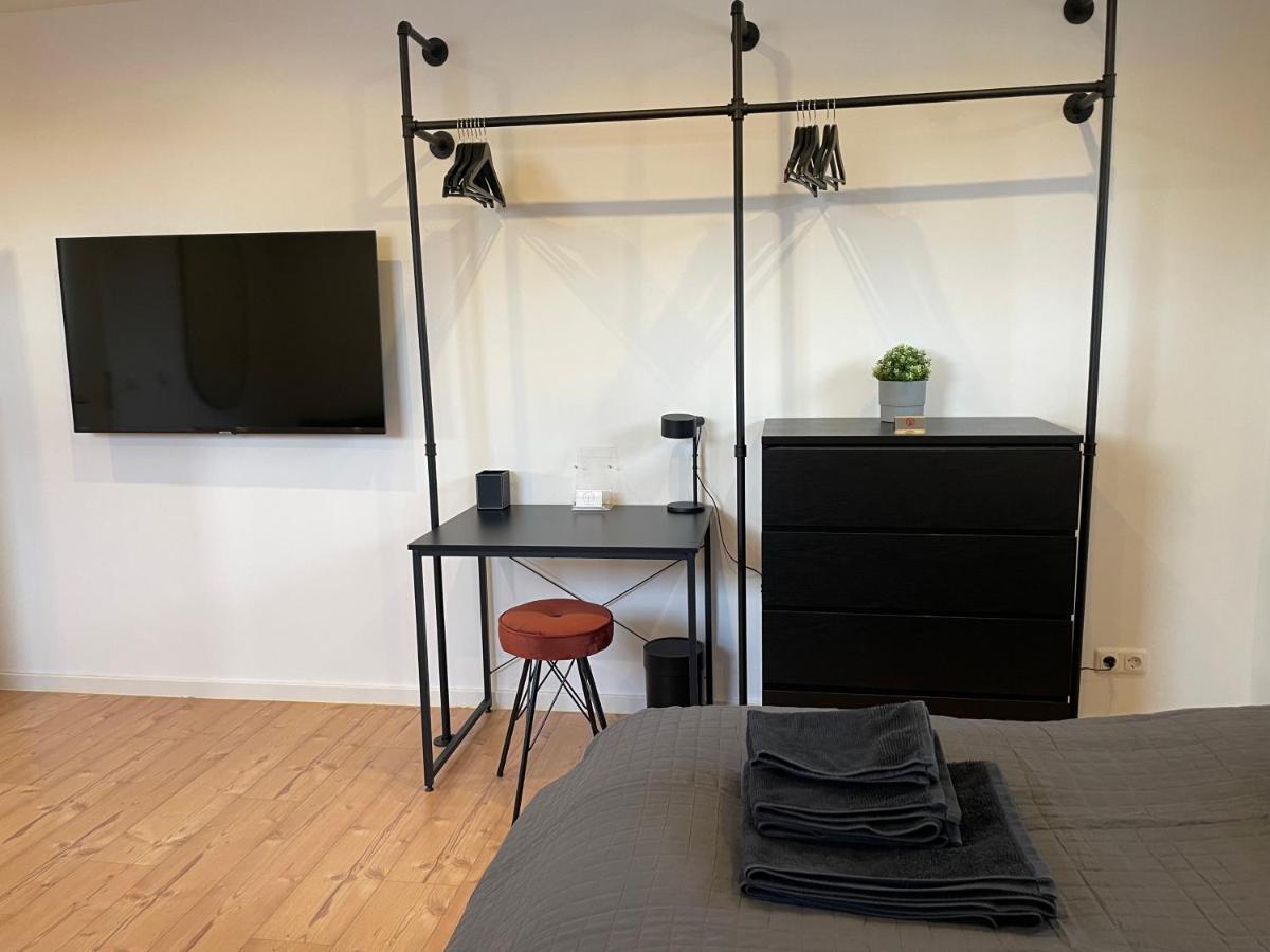 Lightplace • Grosse • 3 Schlafzimmer • Boxspring • Smart Tv • Biergarten • Restaurant * Braunschweig
