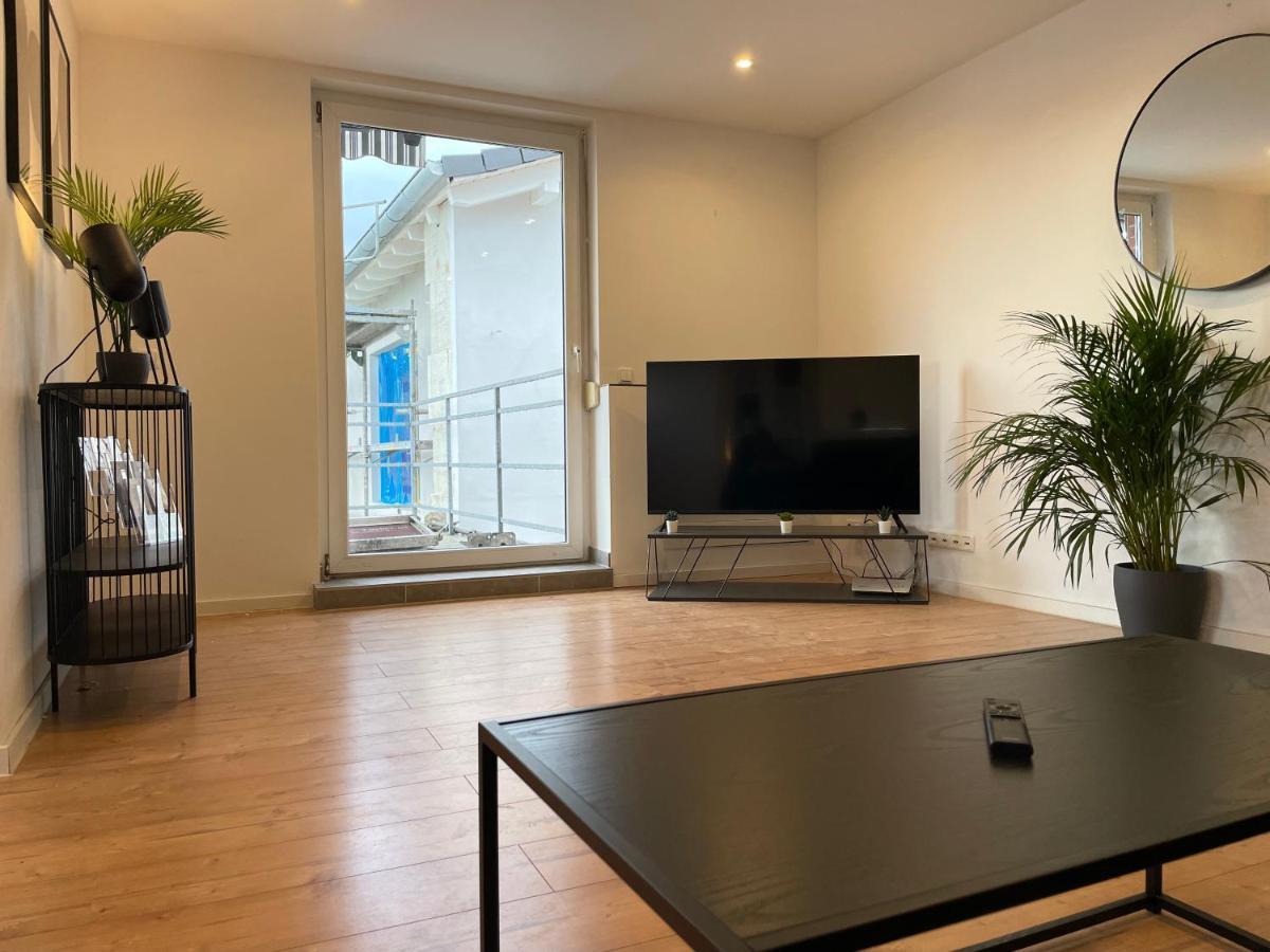 Apartment Lightplace • Grosse • 3 Schlafzimmer • Boxspring • Smart Tv • Biergarten • Restaurant Braunschweig