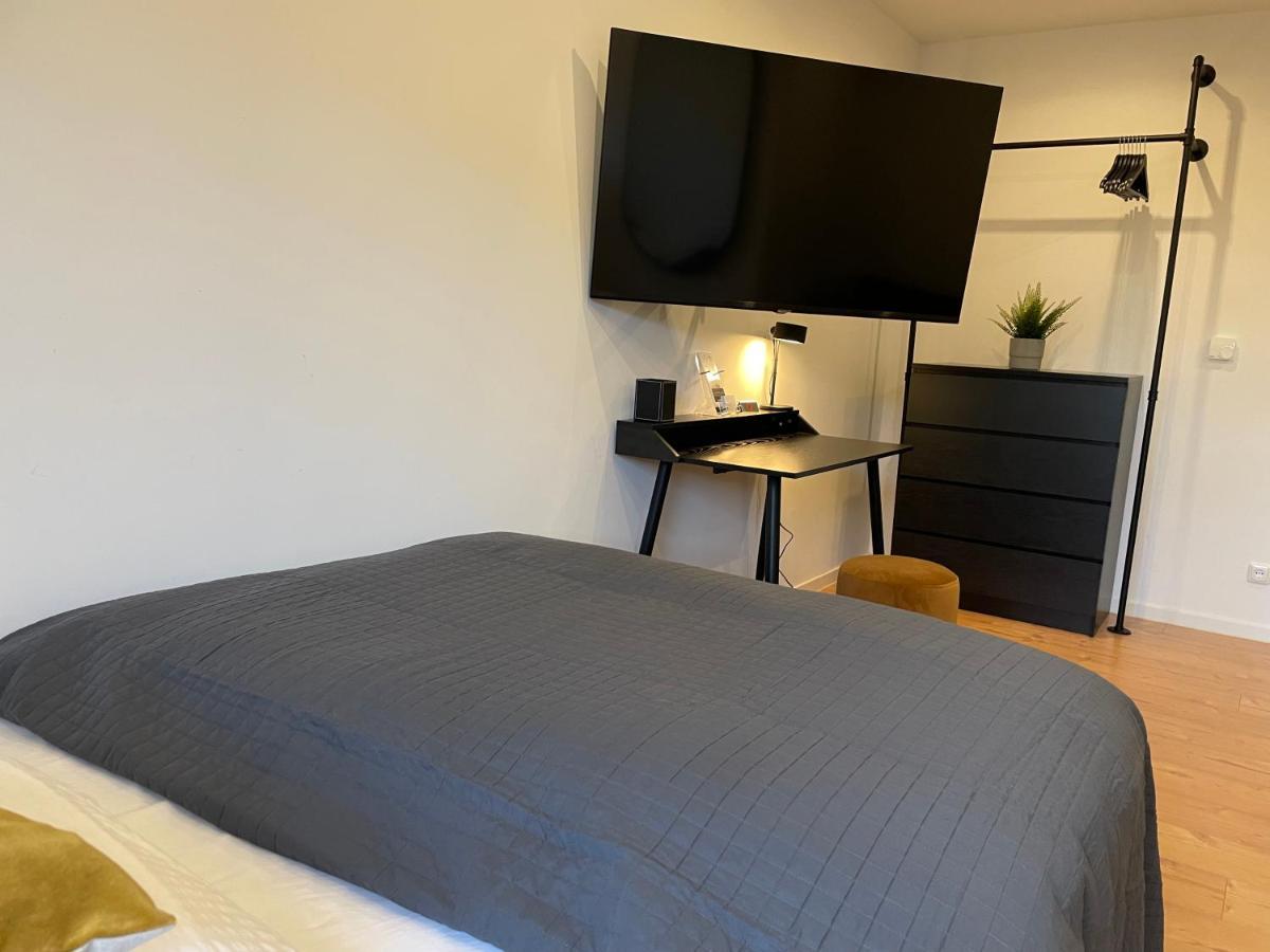 Apartment Lightplace • Grosse • 3 Schlafzimmer • Boxspring • Smart Tv • Biergarten • Restaurant