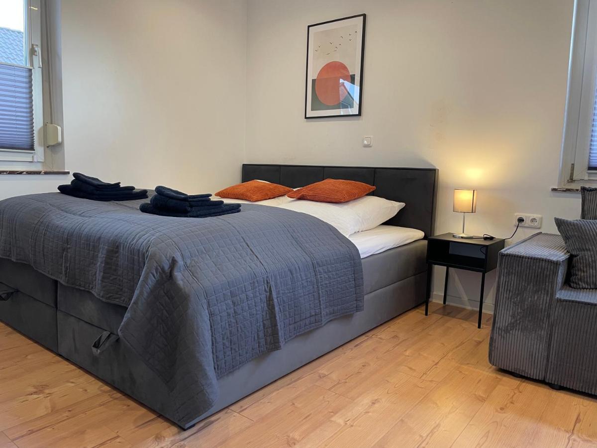 Lightplace • Grosse • 3 Schlafzimmer • Boxspring • Smart Tv • Biergarten • Restaurant Apartment Braunschweig